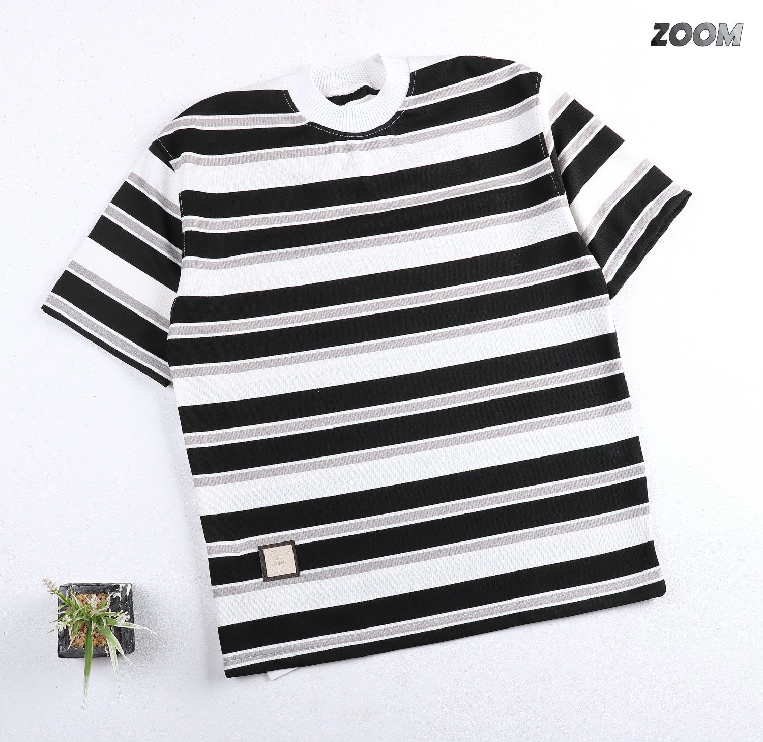 Zoom Round T-Shirt