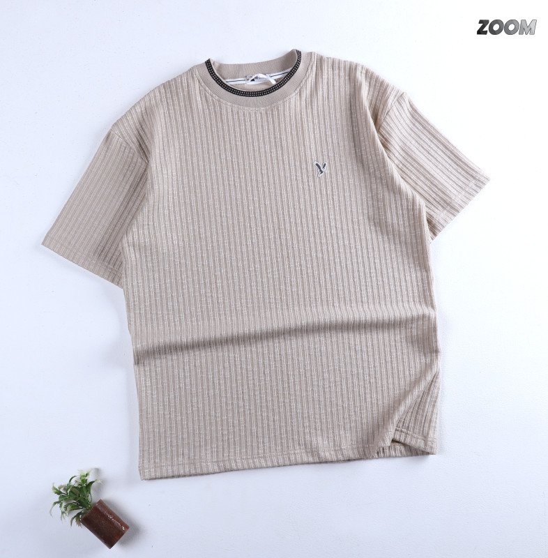 American Eagle Round T-Shirt