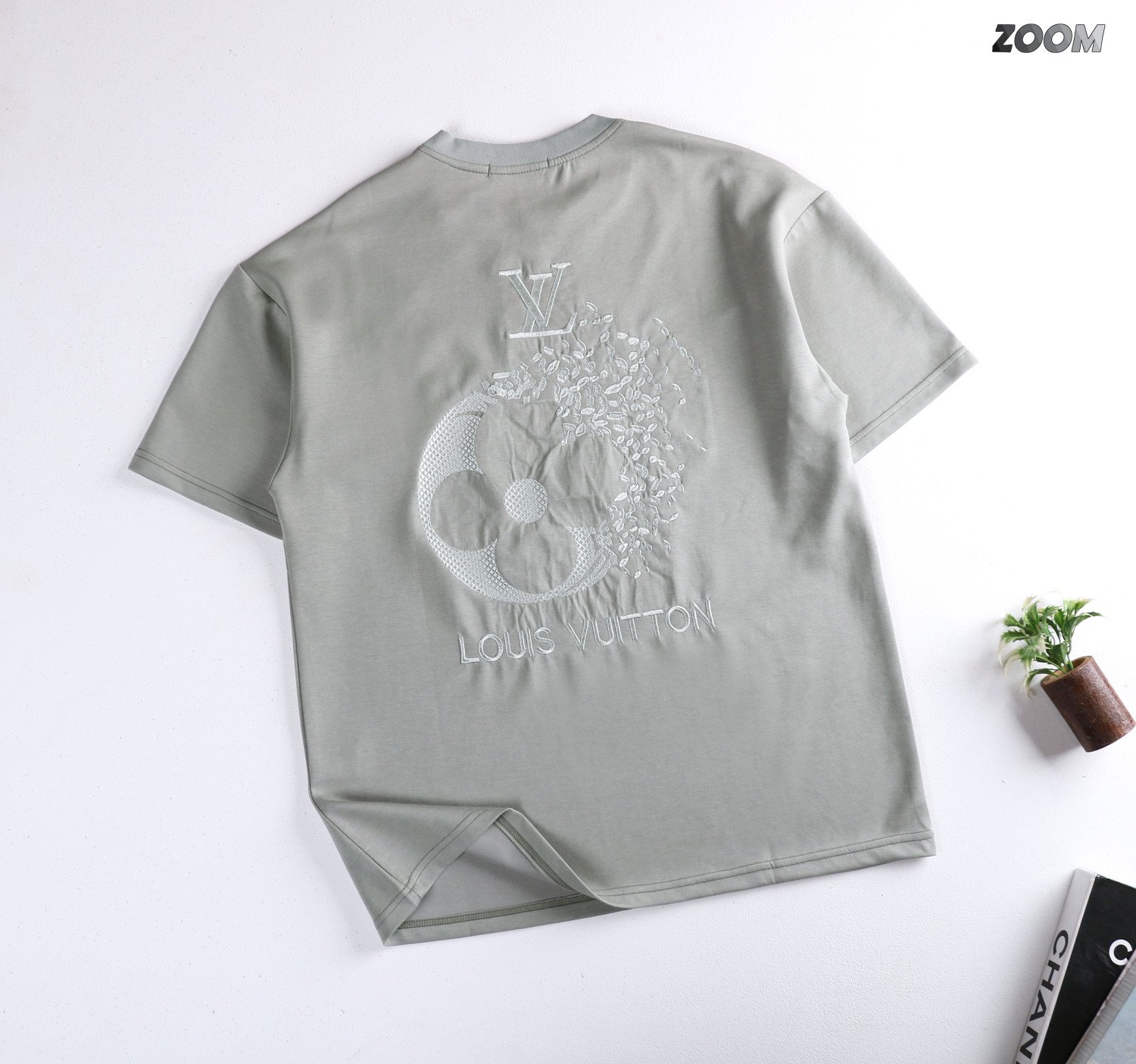 LV Round T-shirt